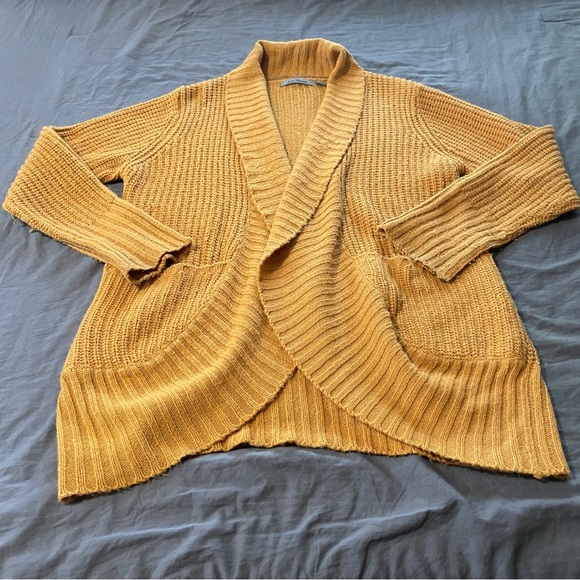 Jason Maxwell Mustard Cardigan sz large - Picture 2 of 10